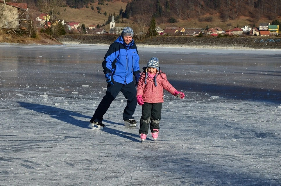 Korčuľovanie na priehrade
